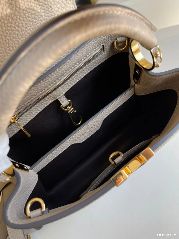 First bags ru reviews VUITTON LOUIS CAPUCINES BB 0812